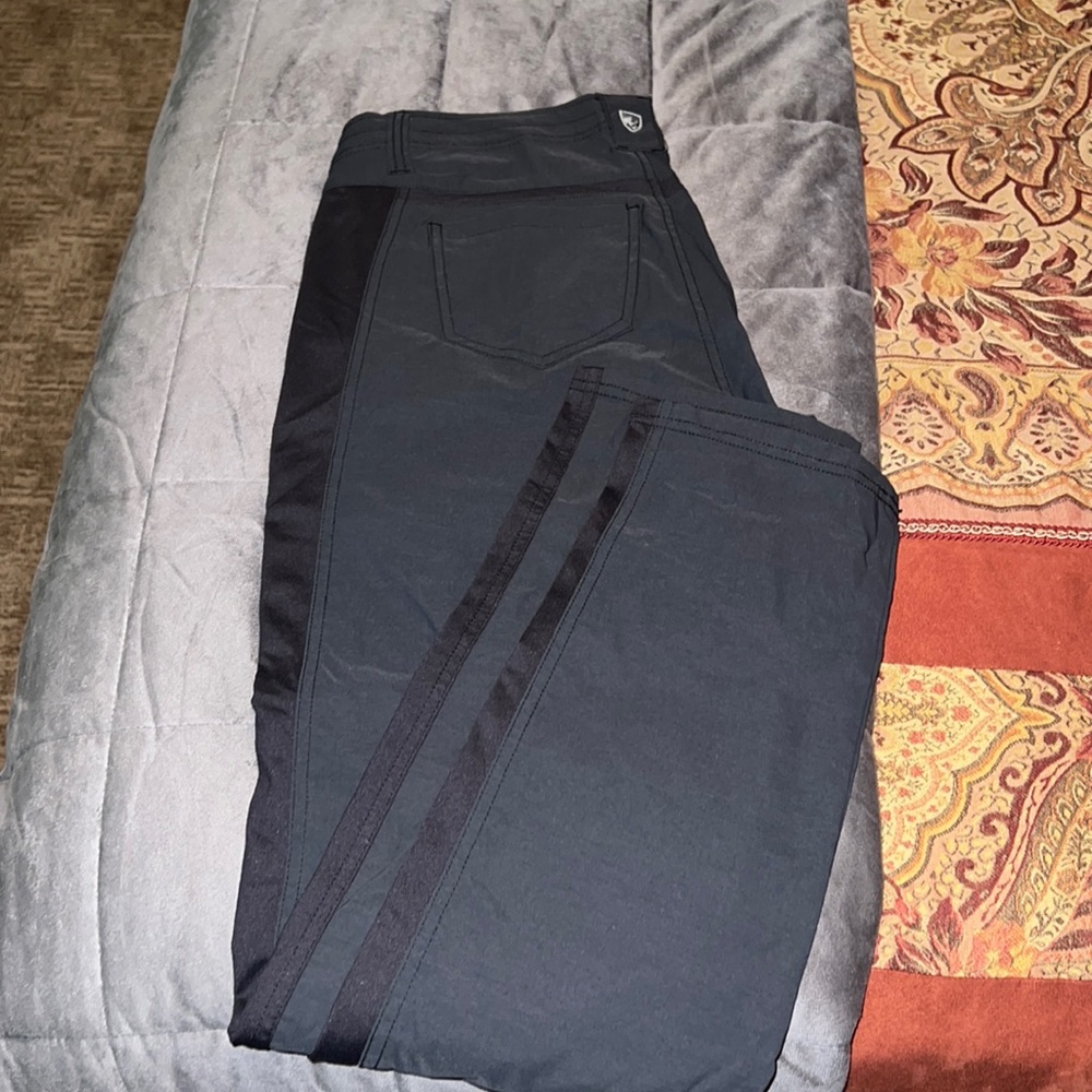 Kuhl size 10 pants